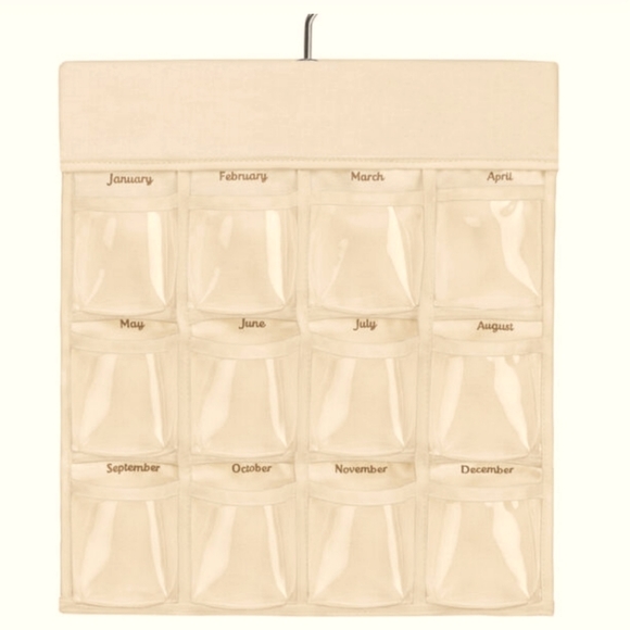 NWOT ✨️ Small Hanging Jewelry Organizer ✨️  Monthly pockets for organization! 💖 - Picture 1 of 6